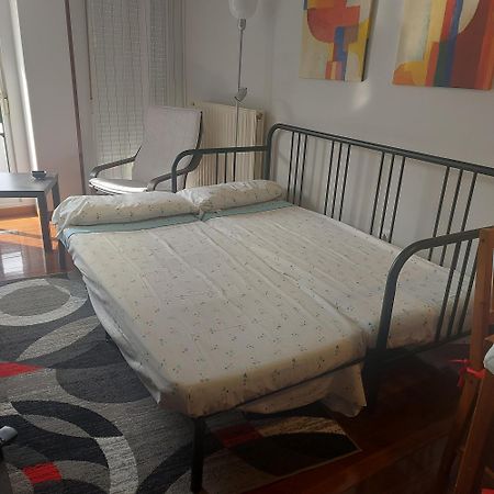 شقة Soleado Piso Con Garaje Y Piscina A 8' Centro كاسترو أورديالس المظهر الخارجي الصورة