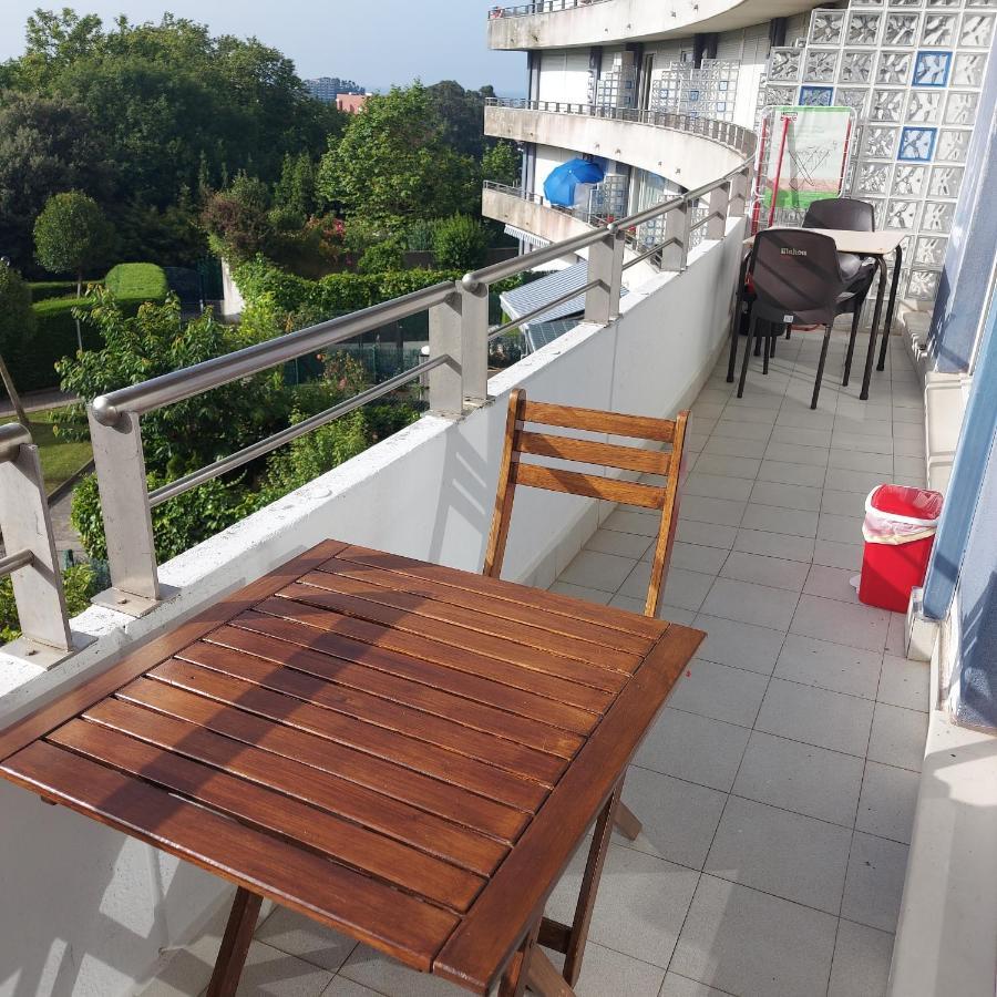 شقة Soleado Piso Con Garaje Y Piscina A 8' Centro كاسترو أورديالس المظهر الخارجي الصورة